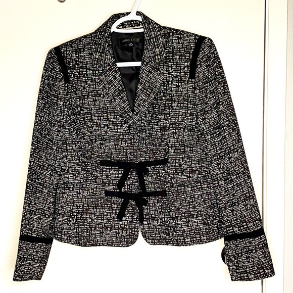 ANN KLEIN Women's Black and White Jacket with Bows at the Front - Picture 4 of 16